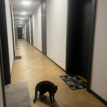 Metro Park Apartamento *